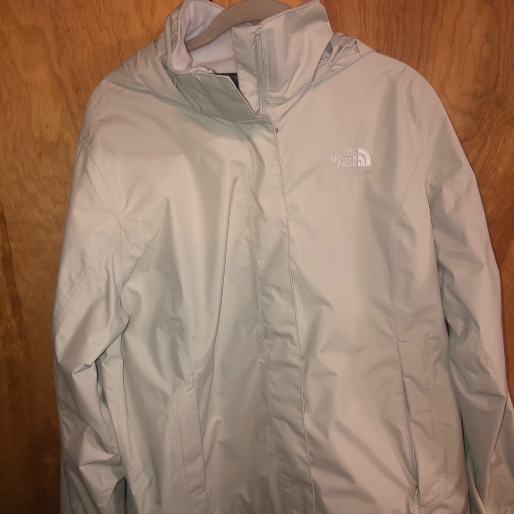 Women’s Large North Face Resolve Rain Jacket
